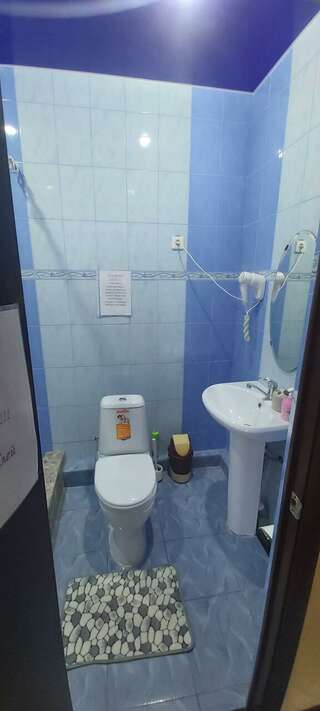 Отель Радужный Сукко Стандартный трехместный номер-2