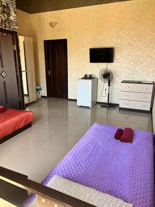 Отель Радужный Сукко Стандартный семейный номер-9